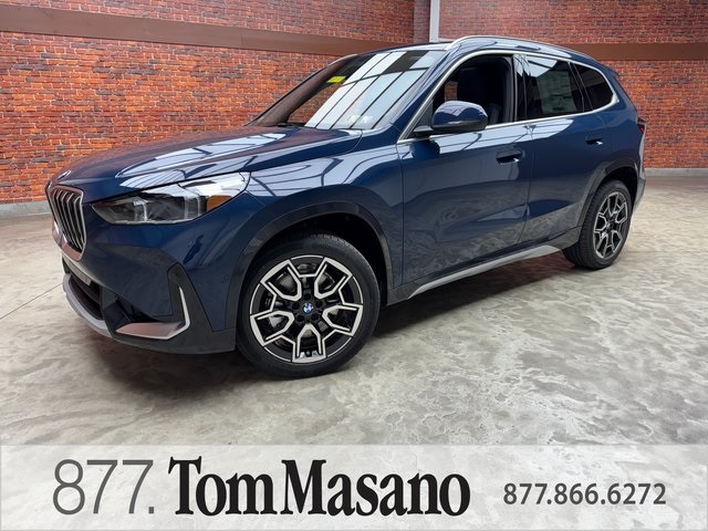 2026 BMW X1 28i's photo