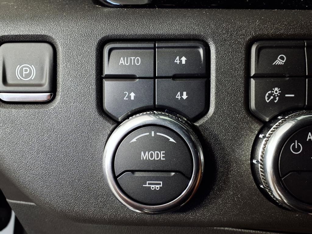 2025 Gmc Sierra 1500 SLT photo 6