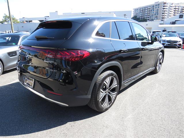 2023 Mercedes Benz EQE SUV 350 4MATIC photo 4