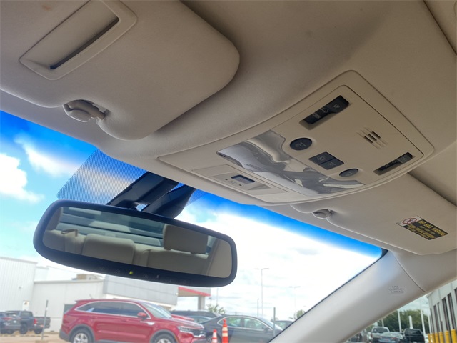 2013 Lexus ES 350 photo 31