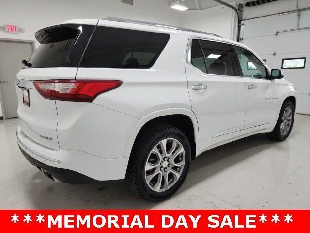 2021 Chevrolet Traverse Premier photo 9