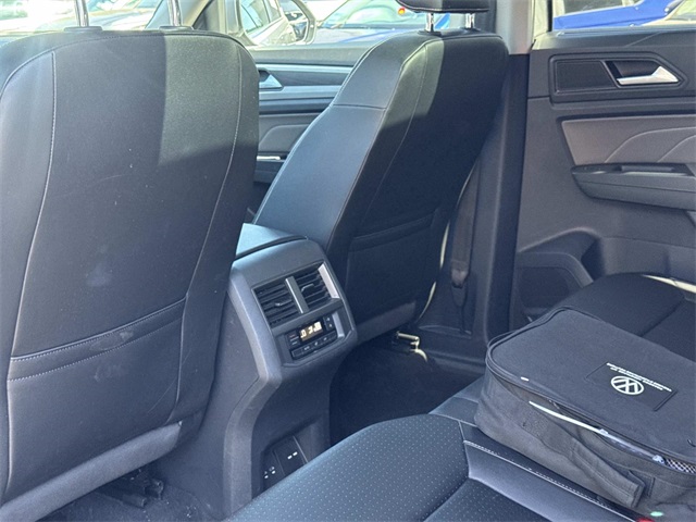 2022 Volkswagen Atlas V6 SE Technology photo 10
