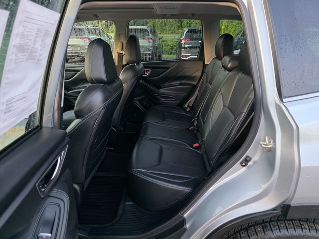 2020 Subaru Forester Touring photo 14