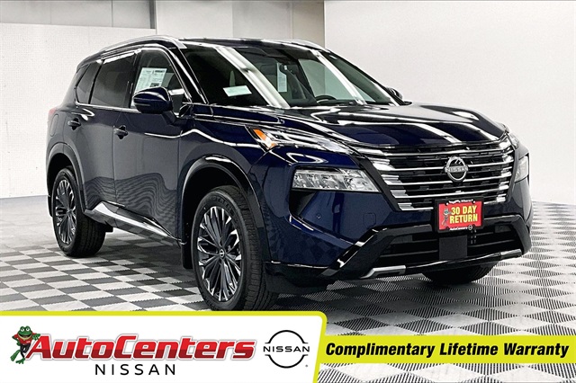 2025 Nissan Rogue Platinum's photo