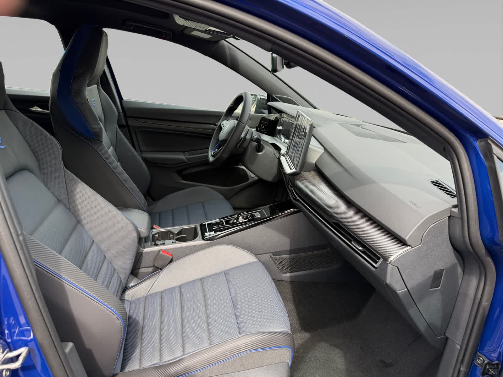 2025 Volkswagen Golf R photo 15