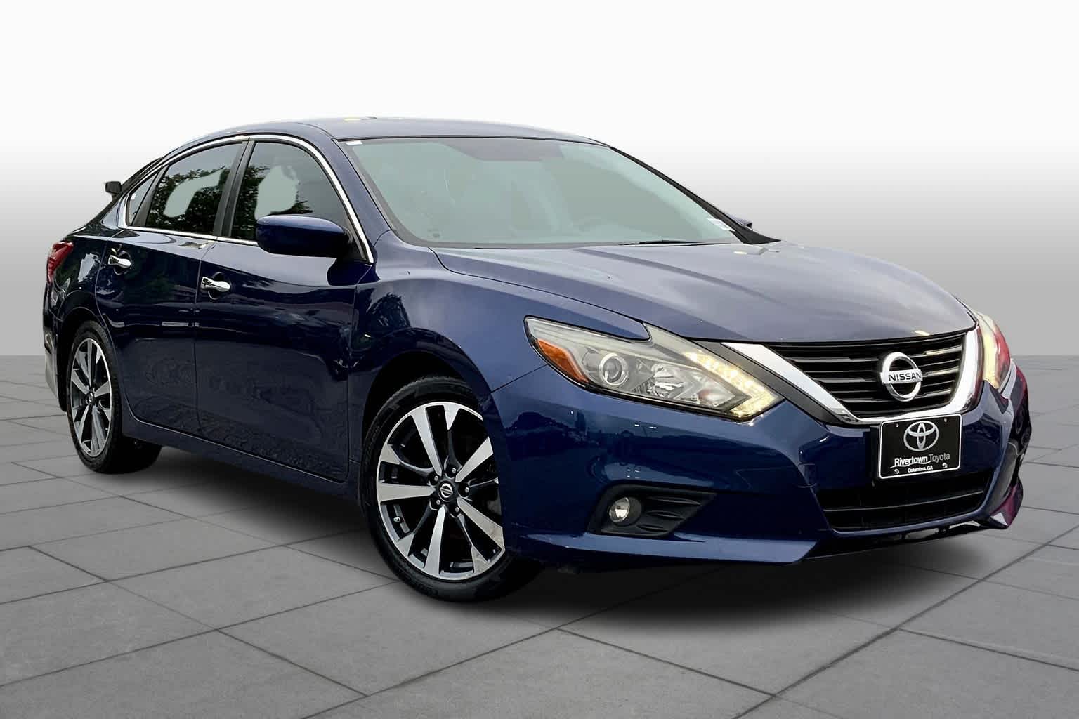 Used 2016 Nissan Altima SR with VIN 1N4AL3AP2GC239735 for sale in Okatie, SC