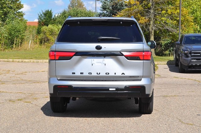 2026 Toyota Sequoia Platinum photo 4