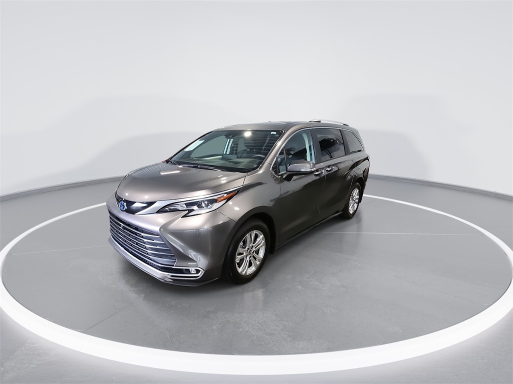 2023 Toyota Sienna Platinum photo 4