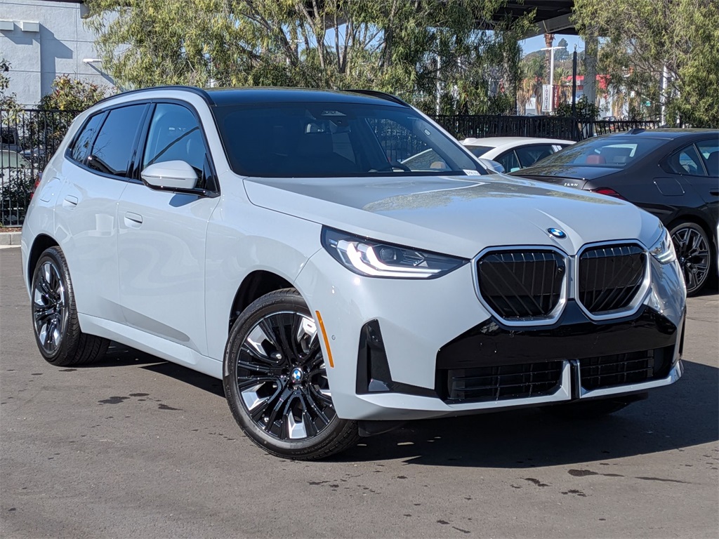 2026 BMW X3 30's photo