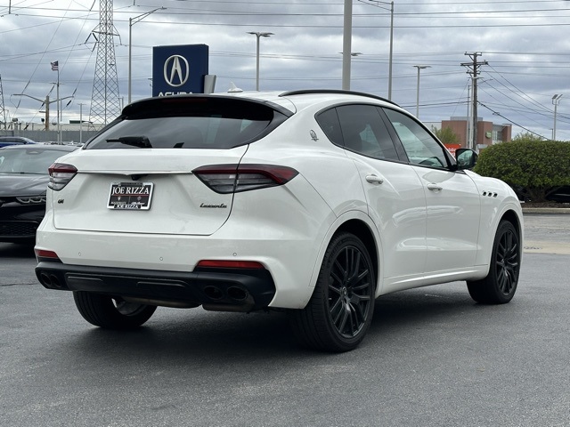 2021 Maserati Levante Base photo 7