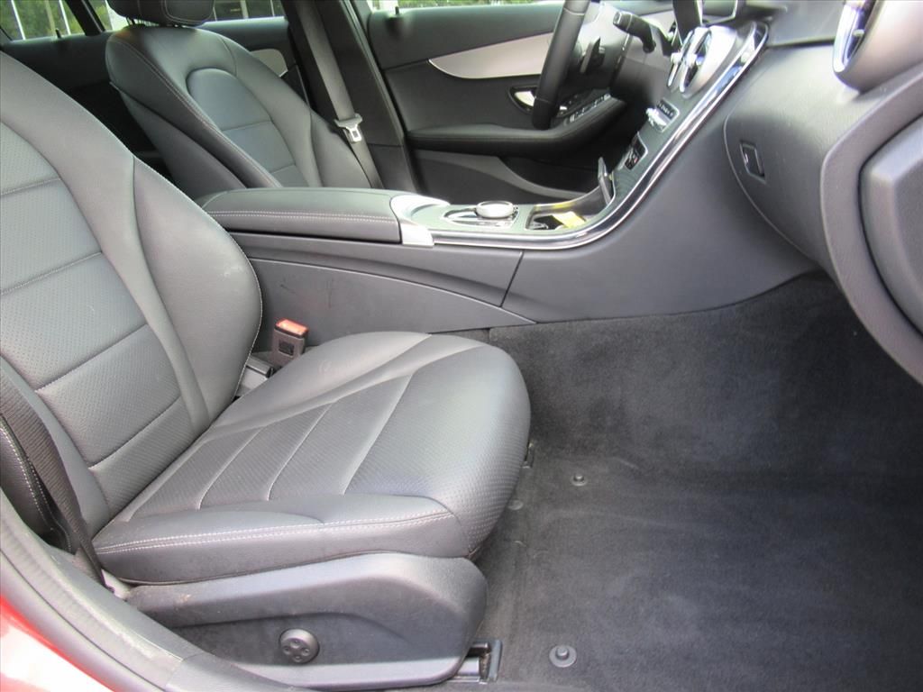 2021 Mercedes Benz C 300 photo 9