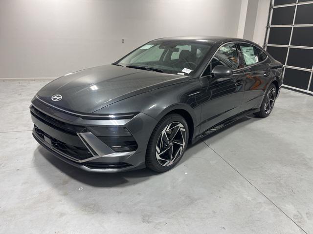 2026 Hyundai Sonata SEL Sport photo 3