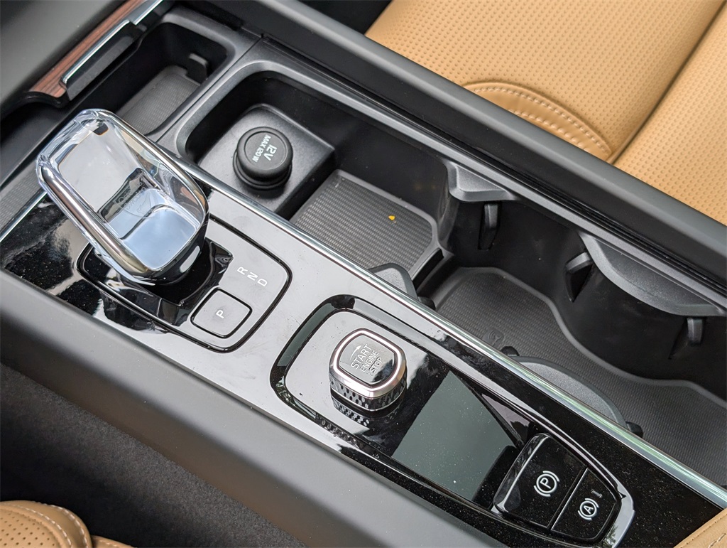 2026 Volvo V60 Cross Country B5 photo 19