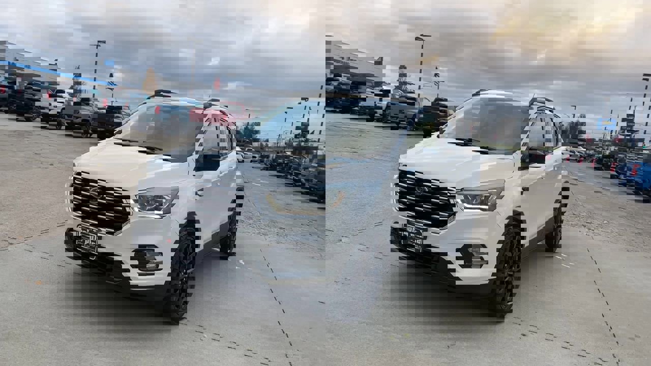 2017 Ford Escape SE photo 3