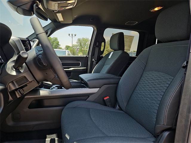 2025 Ram 2500 Big Horn photo 14