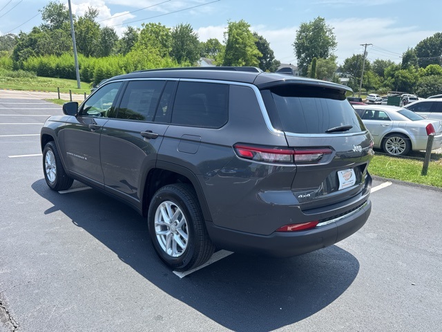 2025 Jeep Grand Cherokee Laredo X photo 4