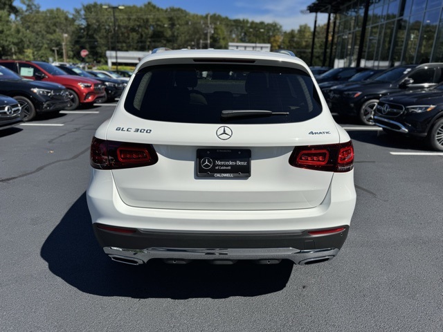 2022 Mercedes Benz GLC 300 4MATIC photo 4