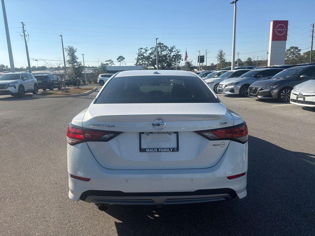 2023 Nissan Sentra SR photo 4