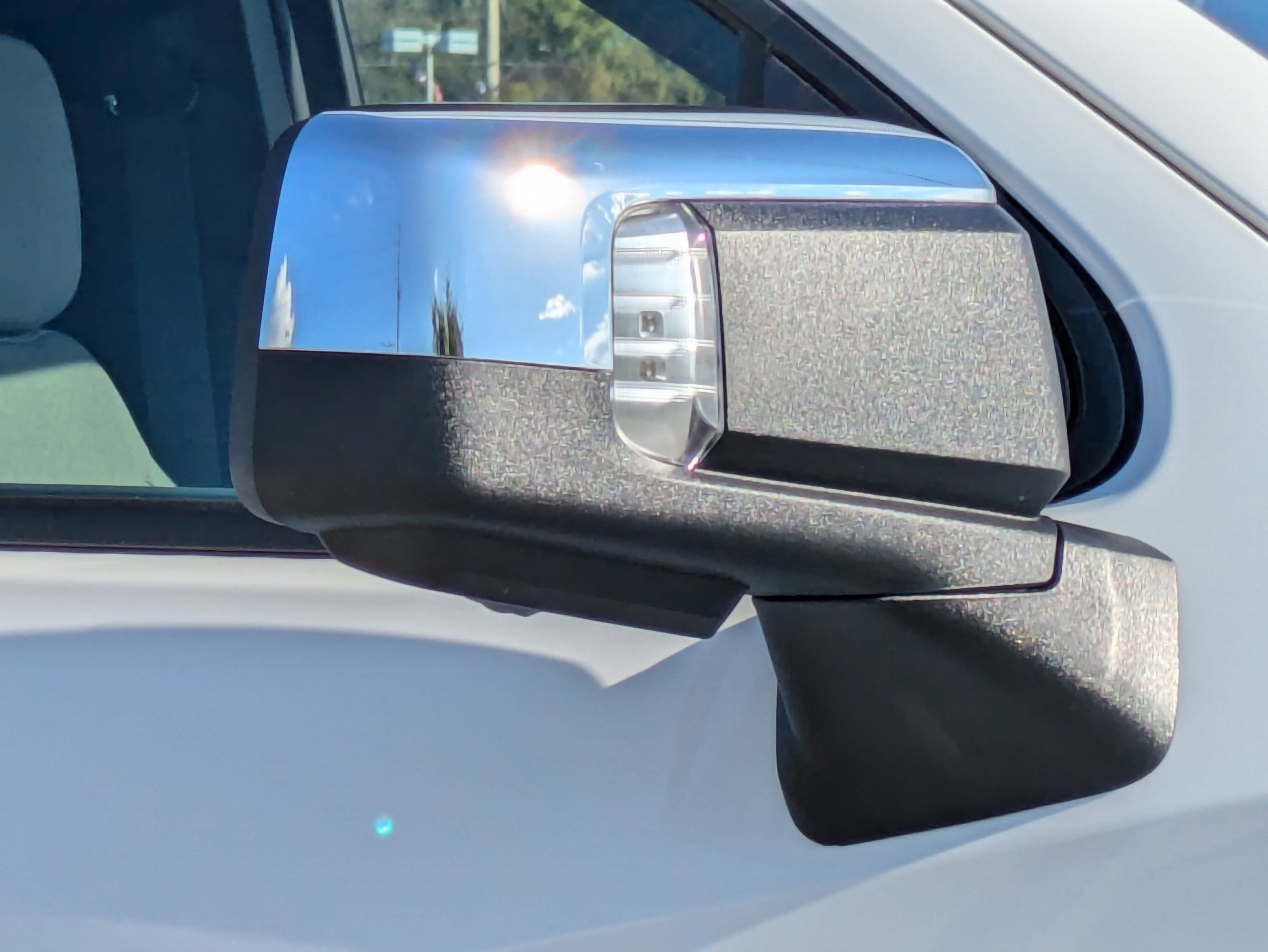 2026 Chevrolet Silverado 1500 LT photo 3