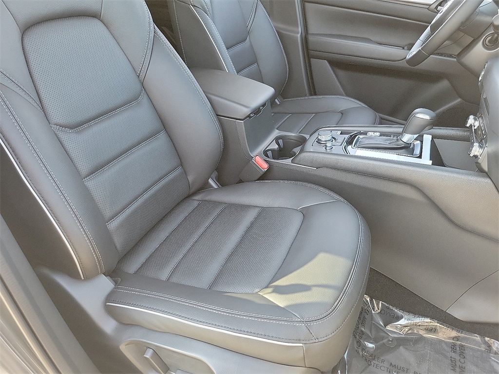 2025 Mazda CX-5 2.5 S Preferred photo 14