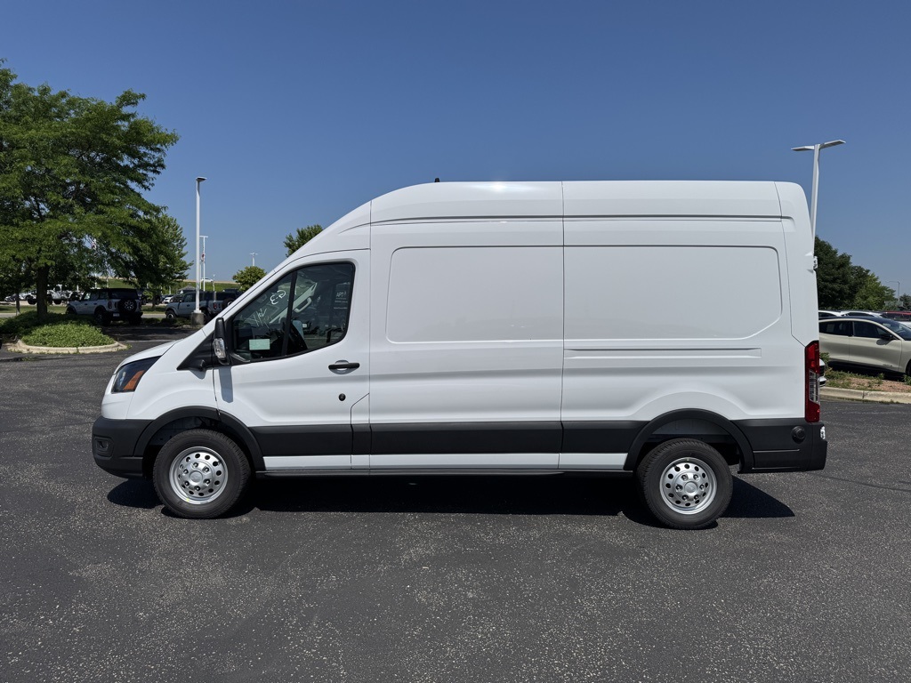 2025 Ford Transit photo 6