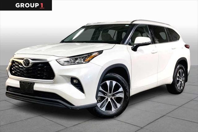 2020 Toyota Highlander XLE's photo