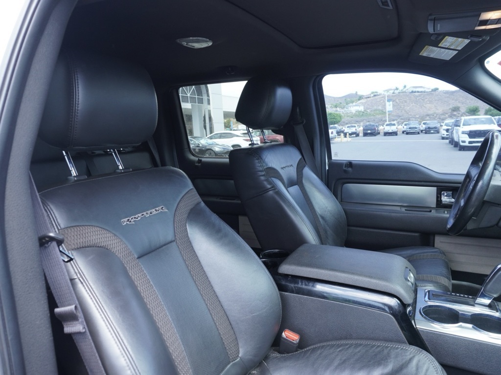 2013 Ford F-150 SVT Raptor photo 20