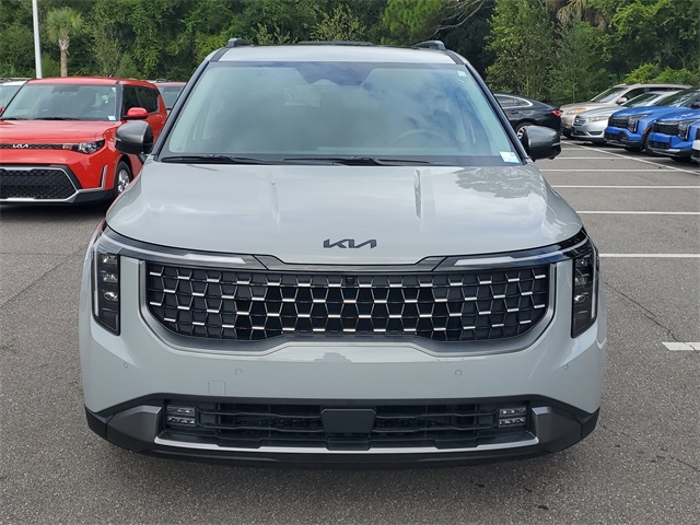 2026 Kia Carnival SX photo 2