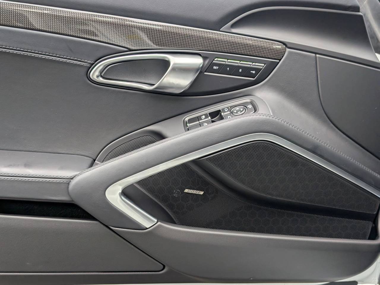 2025 Porsche Cayman S photo 13