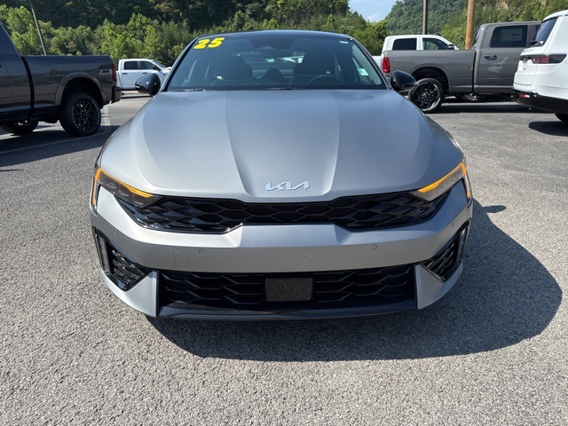 2025 Kia K5 GT-Line photo 8