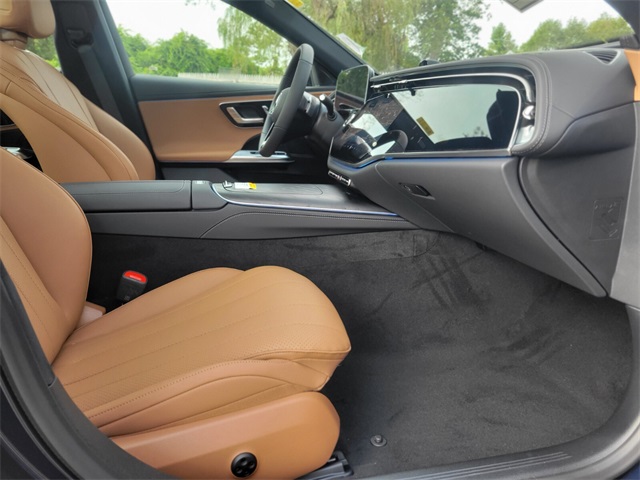 2026 Mercedes Benz E 53 AMG 4MATIC photo 13