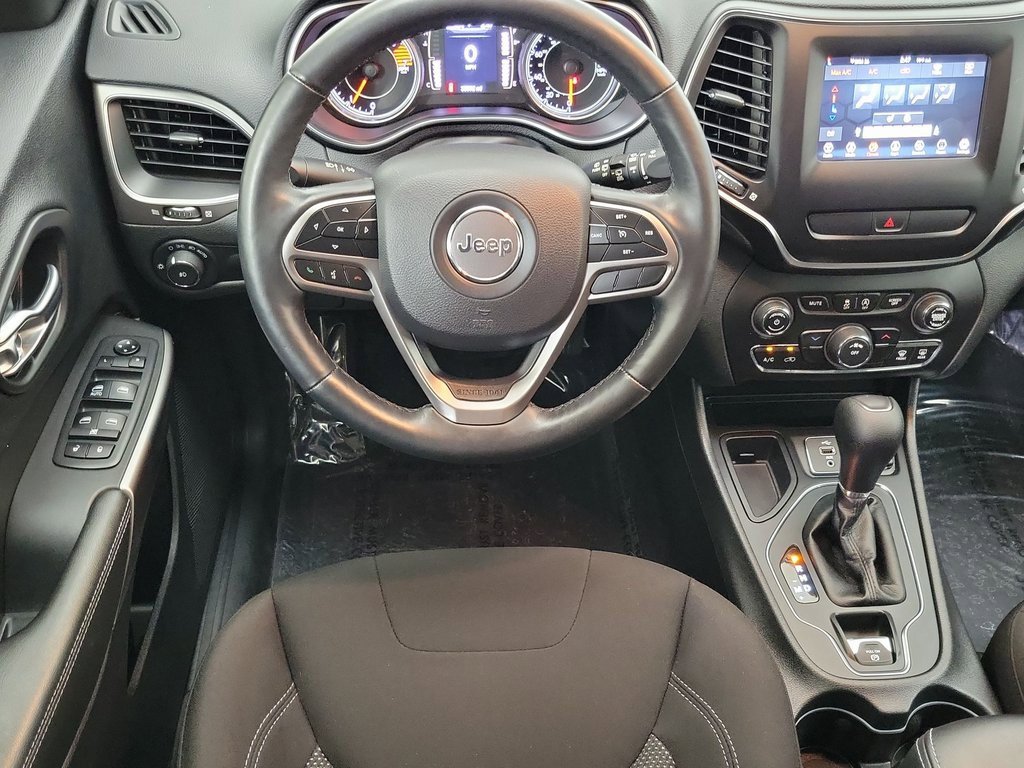 2019 Jeep Cherokee Latitude photo 9