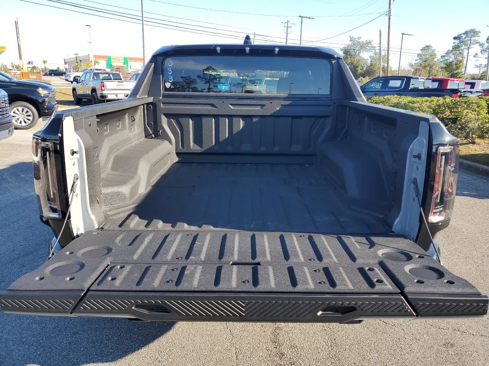 2024 Gmc Hummer EV photo 4