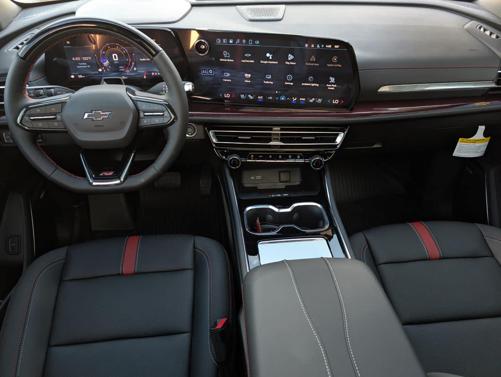 2025 Chevrolet Traverse RS photo 17