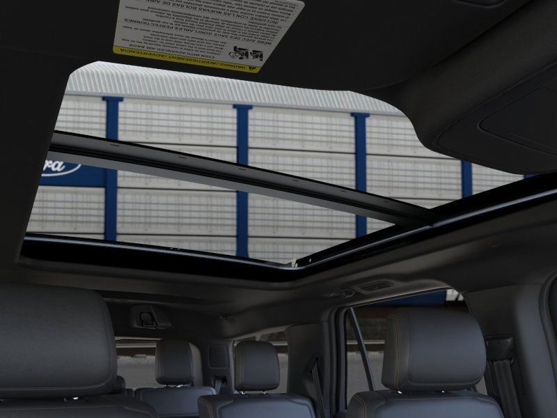2025 Ford Expedition photo 19