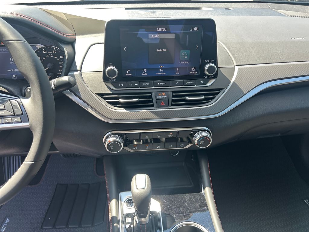 2025 Nissan Altima 2.5 SR photo 29