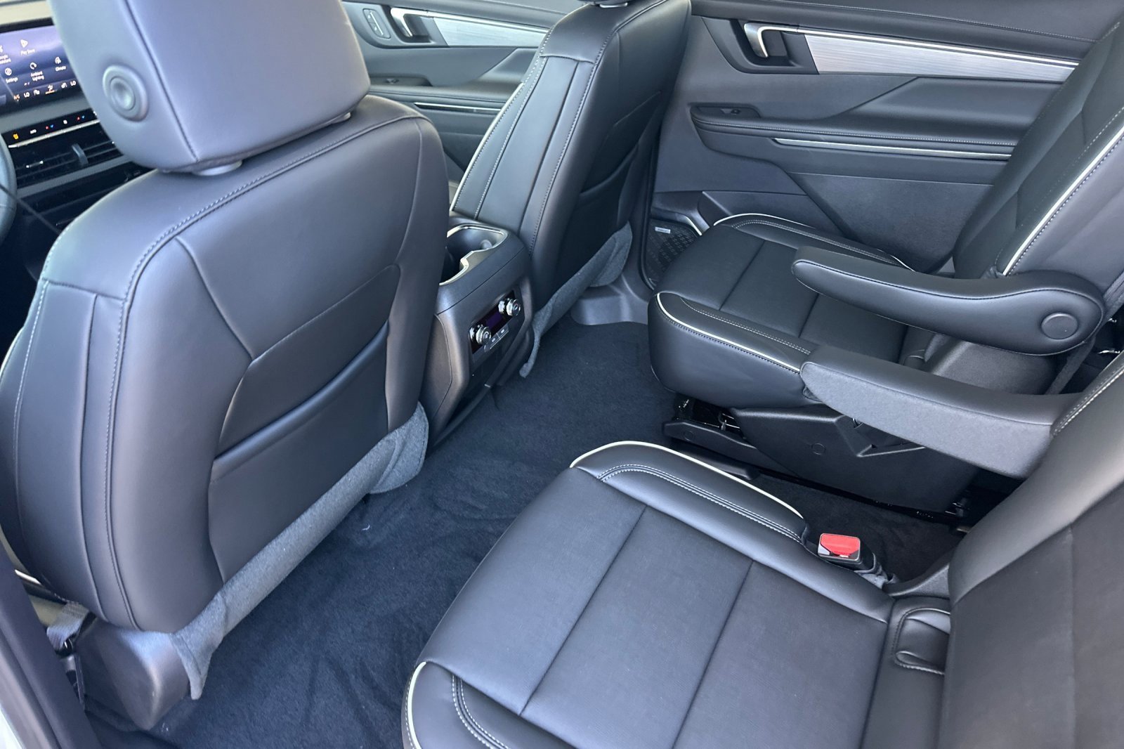 2026 Buick Enclave Preferred photo 10
