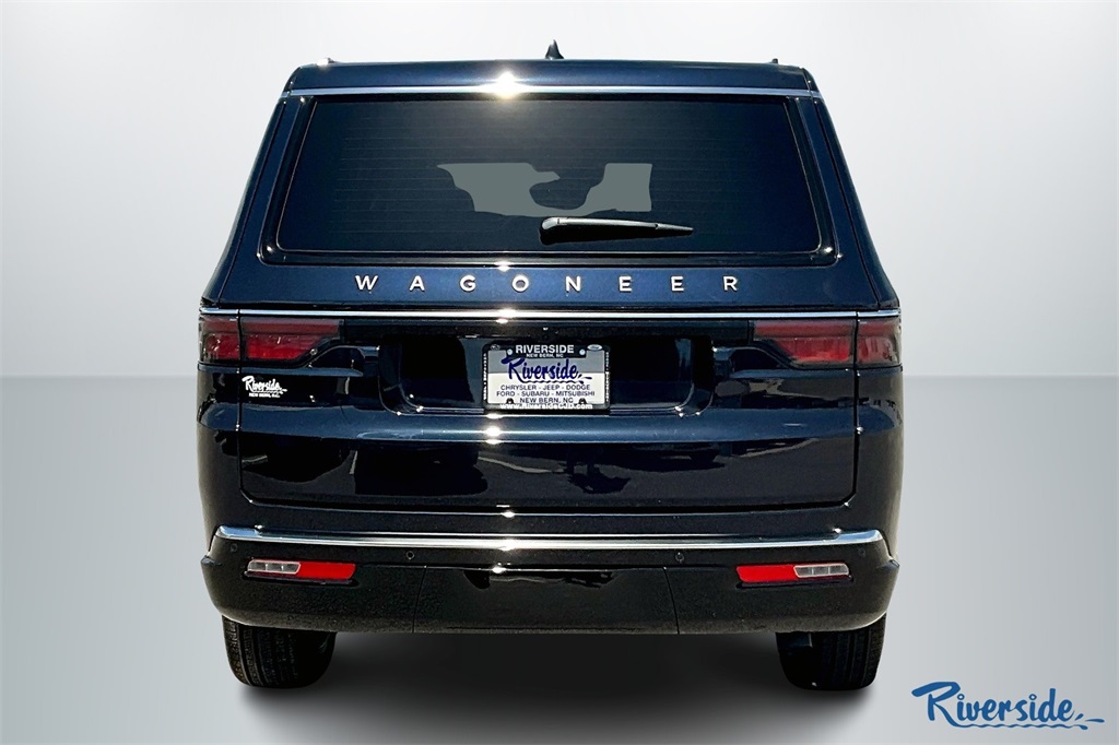 2025 Jeep Wagoneer L Series III photo 4