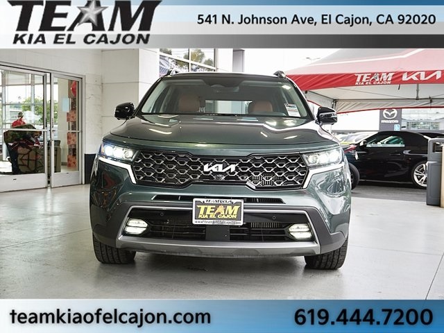 2022 Kia Sorento X-Line SX Prestige photo 2
