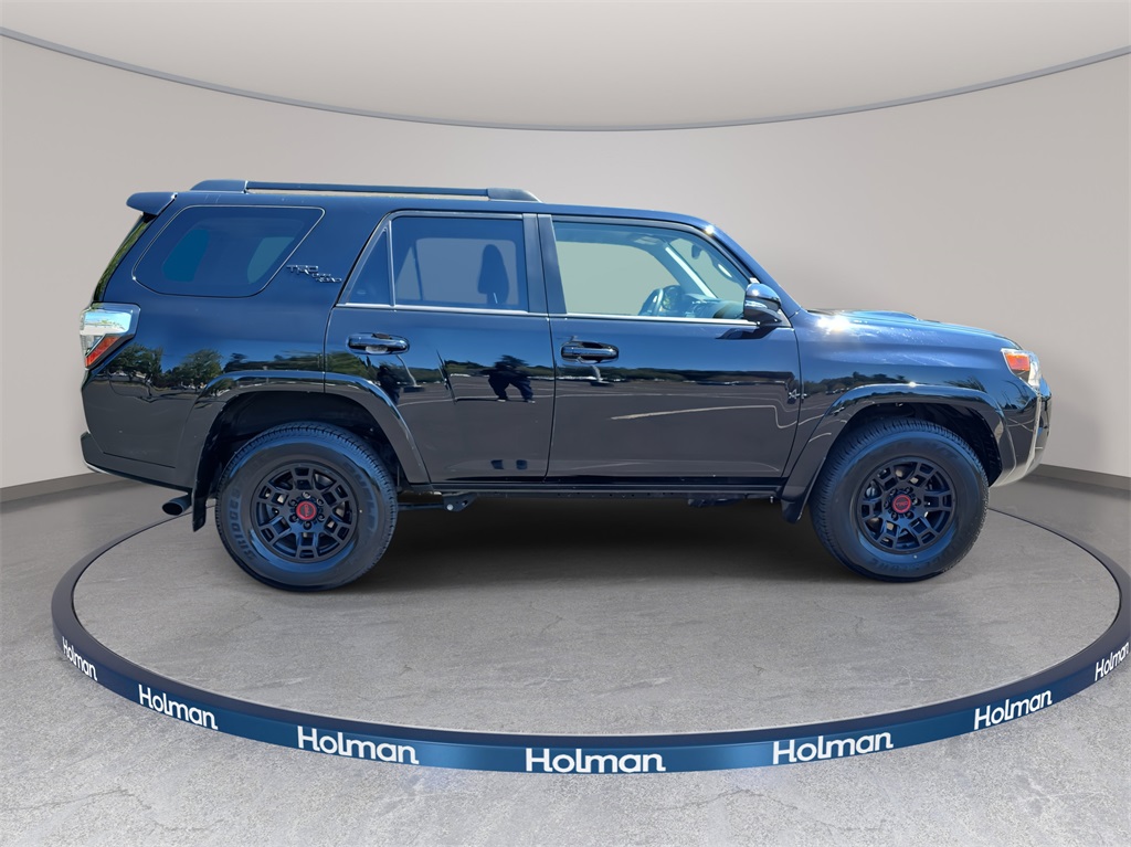 2022 Toyota 4Runner TRD Off-Road Premium photo 4