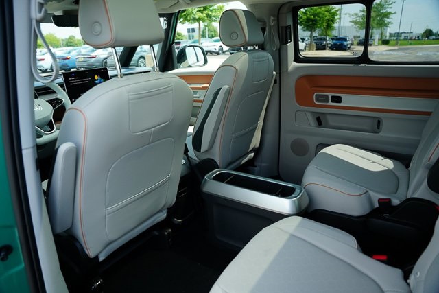 2025 Volkswagen ID. Buzz photo 20