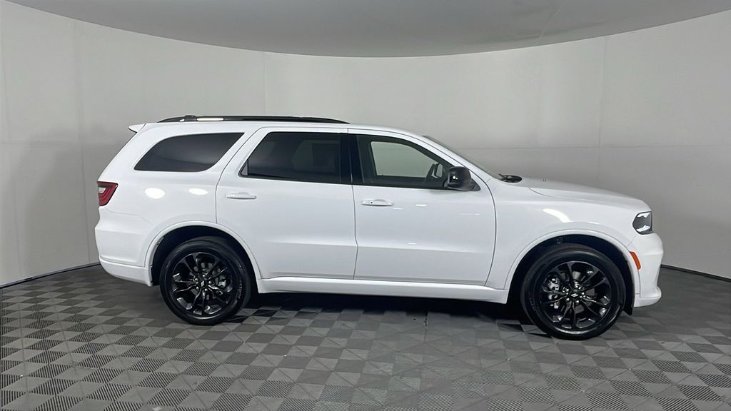 2025 Dodge Durango GT photo 3