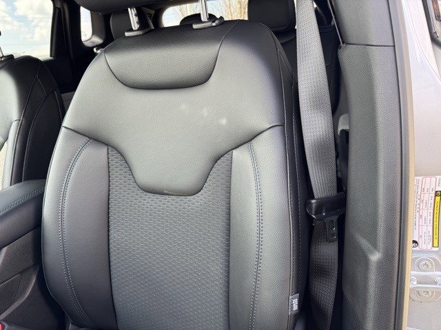 2025 Jeep Compass Latitude photo 21