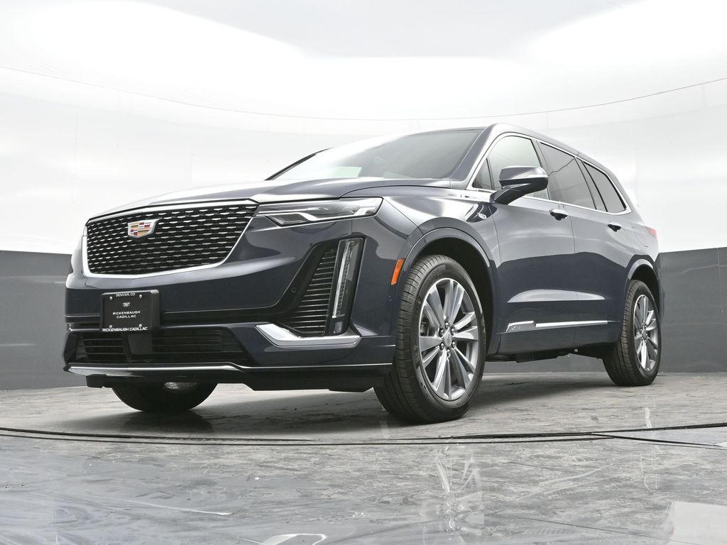 2025 Cadillac XT6 Premium Luxury photo 18