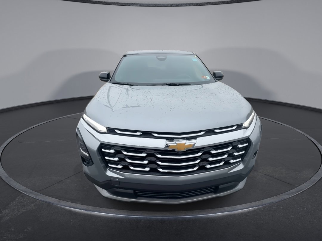 2026 Chevrolet Equinox LT photo 3