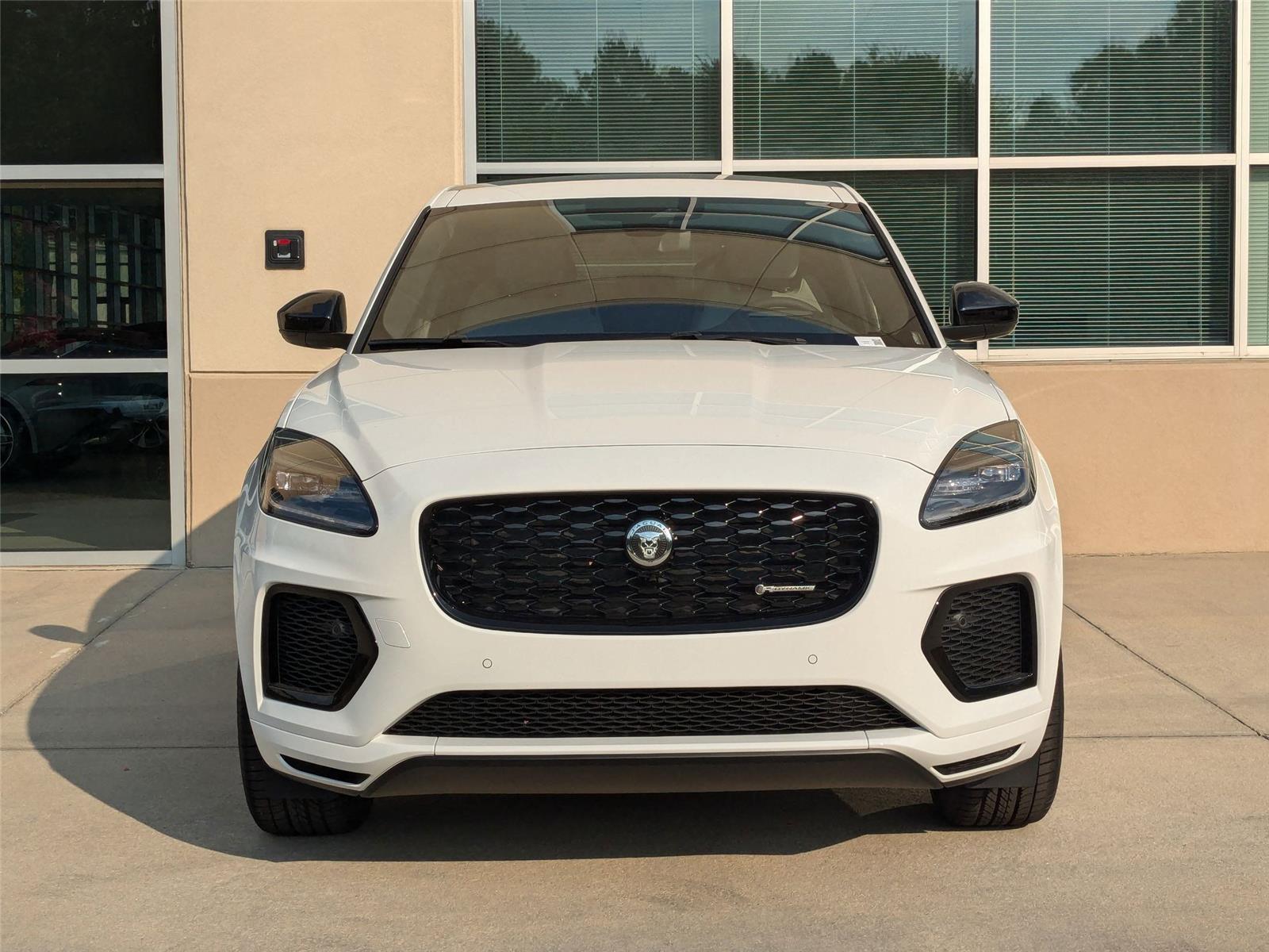 2024 Jaguar E-PACE R-Dynamic SE photo 2