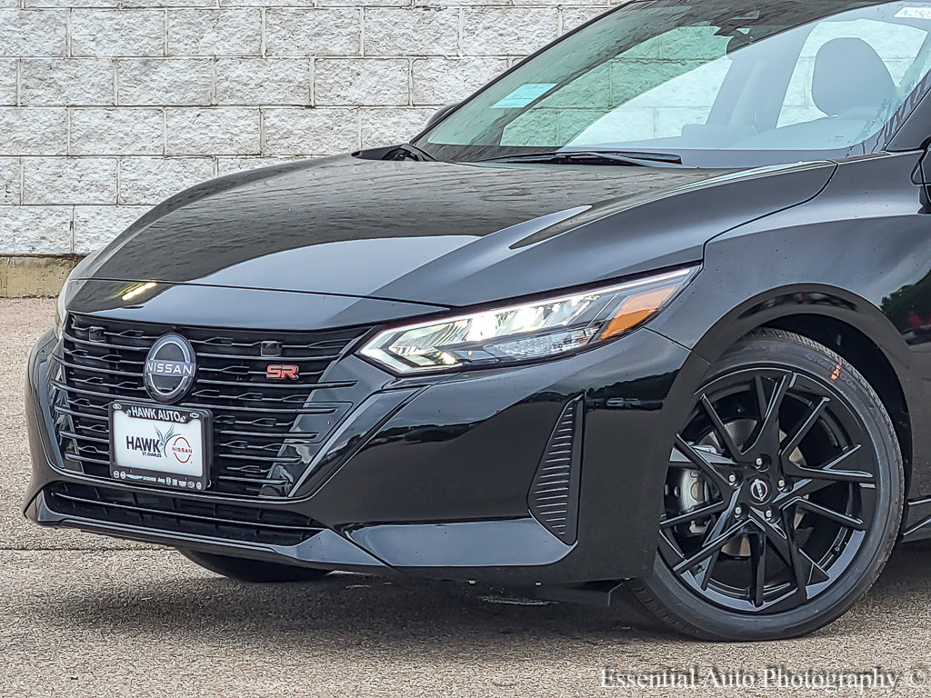 2025 Nissan Sentra SR photo 2