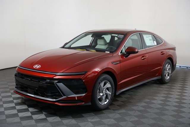 2026 Hyundai Sonata SE photo 2