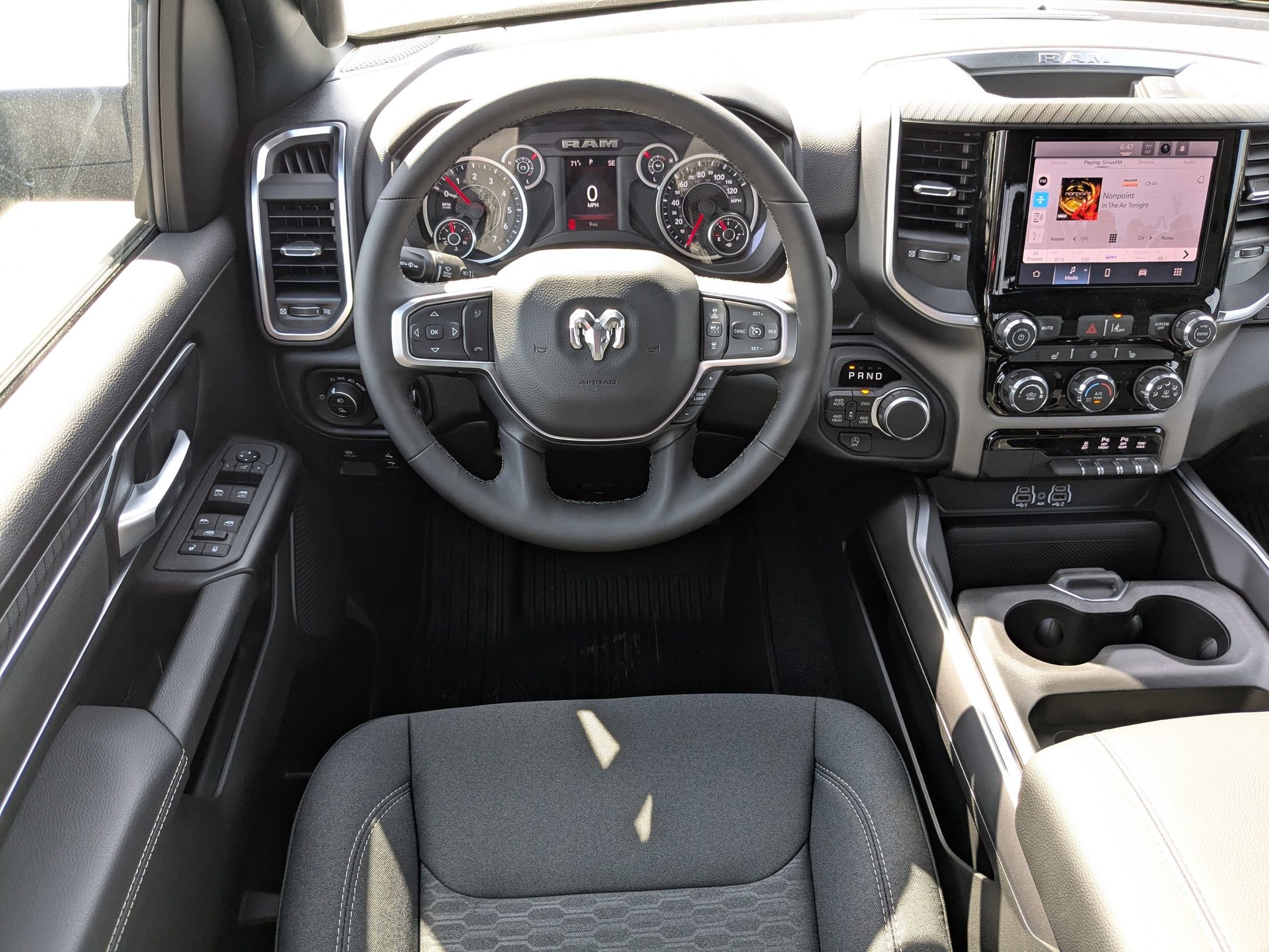 2025 Ram 1500 Big Horn photo 23