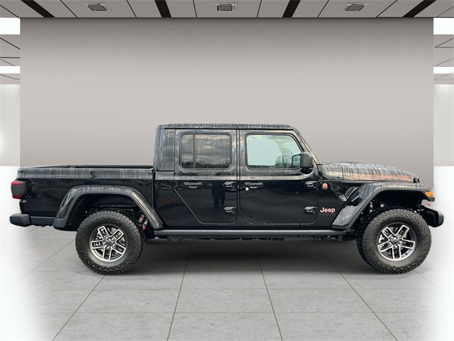 2026 Jeep Gladiator Mojave photo 2